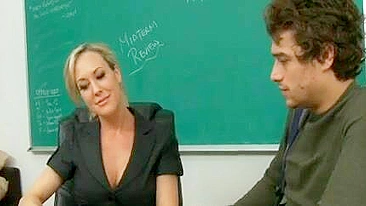 Big boobs tempt man into XXX pussy-penetration so mom gives up in class