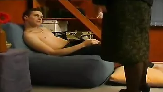 XXX blowjob and anal fucking to cum on buttocks of caring mom on floor