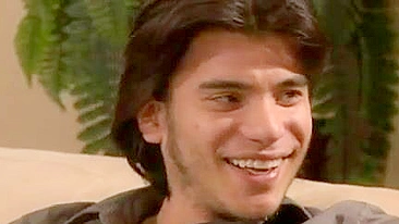 XXX sized cock fills wet vagina of the mom and covers it with sperm