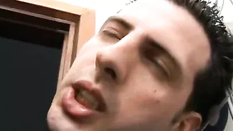 Man fucks back door of mom as he sees naked XXX body parts in bathroom