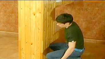 Before stepfather comes home the man fucks his XXX hot mom in bathroom