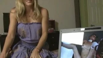 Classy blonde mom gets on all fours to give a XXX blowjob to stepson Classy blonde mom gets on all fours to give a XXX blowjob to stepson
