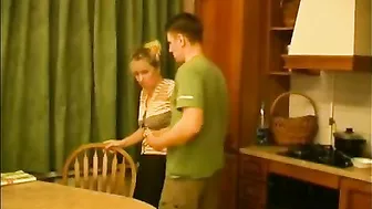 XXX video of man who attacks mom and scores her muff in the kitchen