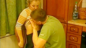 XXX video of man who attacks mom and scores her muff in the kitchen