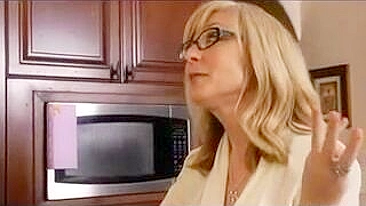 Nerdy guy tempted by friend's hot mom into XXX quickie in kitchen