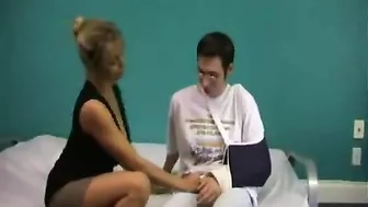 Chesty mom helps injured stepson feel better by stroking his XXX dick