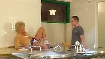 Lucky boy manages to fuck XXX pussy of mature cook in the kitchen