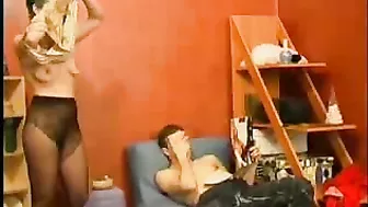 Mom with short hair tempts horny stepson into drilling her XXX ass