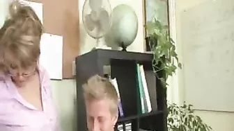 Mature teacher during lesson finds time to have fun with stud's XXX cock