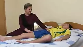 After training soccer player has XXX quickie with friend's hot mom