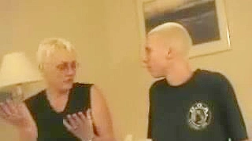 Mature blonde mom has XXX affair with young stud in the hotel room