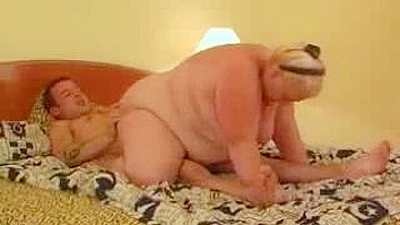 Thick Russian blond mom has her XXX twat banged by lover on bed