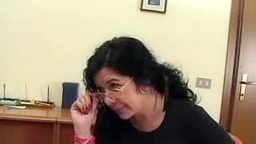 Student loses control and sticks XXX dick into teacher's mature cunt