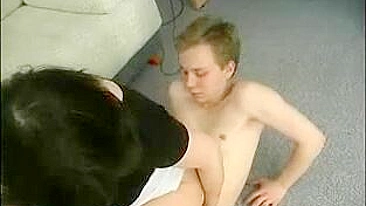 Russian lady-boss punishes naughty teen assistant with XXX coupling