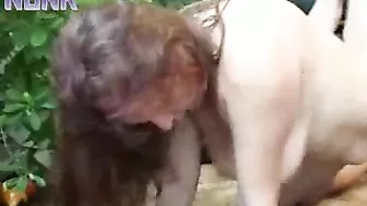 Stepmom's mature XXX pussy is more interesting for a boy than games