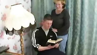 Filthy XXX landlady prefers student's pecker to money as payment