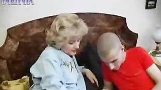 Curvy blonde mom willingly takes neighbor guy's XXX dong in doggy