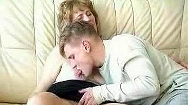 Lustful young hunk licks and plows mature XXX twat of Russian mom