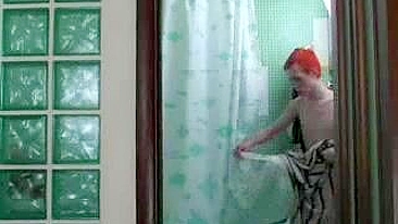 Red-haired dude takes a bath and sticks cock into mom's XXX ass