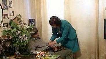 Teen dude likes to be seduced by XXX mom and fucks the slut properly