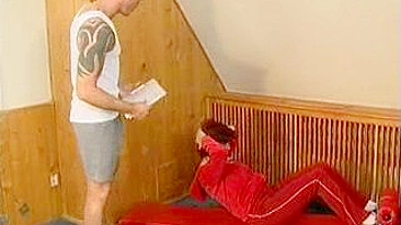 Young fitness instructor uses his XXX prick to train mature mom