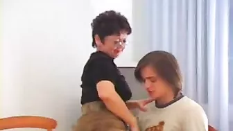 Hot XXX teacher uses cunt to make student interested in the subject