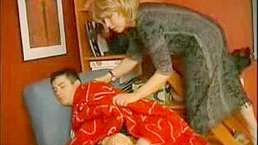 Mom wakes stepson up with XXX blowjob before intense anal drilling