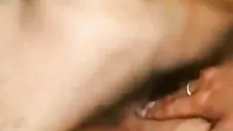 Mom enjoys hot outdoor XXX session with younger stud in amateur clip