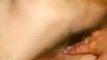 Mom enjoys hot outdoor XXX session with younger stud in amateur clip