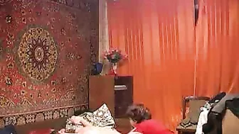 Slender Russian mom and young guy make their own XXX video at home