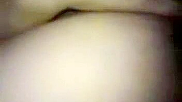 Close-up Arab video of amateur mom moaning during intense pussyfuck