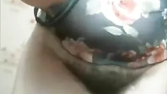 Shameless Arab mom demonstrates her hairy beaver and plays with it