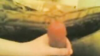 Hubby makes video of him sticking cucumber into Arab mom's holes