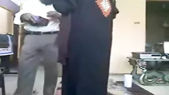 Hidden cam catches amateur Arab mom cheating on hubby with neighbor