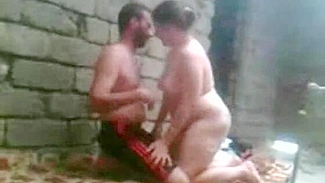 Big-tittied Arab mom cheats on husband with the other guy outdoors