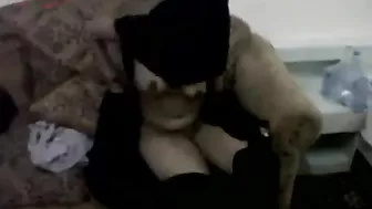 Amateur mom strips naked to get her Arab anal hole drilled well