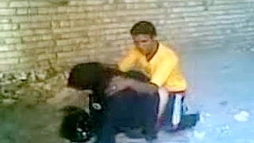 Arab mom takes pants off to have her pussy drilled in doggy outdoors