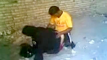 Arab mom takes pants off to have her pussy drilled in doggy outdoors