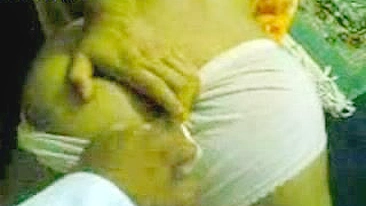 Arab mom hides her face unwilling to be recorded during having sex