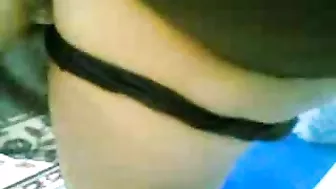 Insatiable man sticks cock into amateur Arab mom's smooth pussy