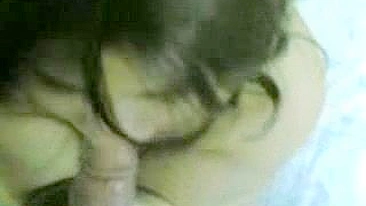 Arab mom's fat twat gets penetrated and drilled with lover's boner