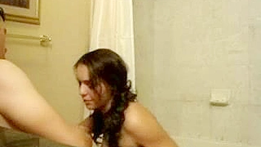 Amateur bathroom sex of young Arab mom and her lover on the cam