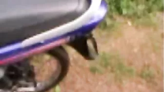 Uninhibited Arab mom in hijab pleases hubby with outdoor blowjob