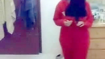 Slutty mom strips to show hubby her thick Arab booty and breasts