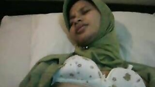 Attractive young mom in hijab shows tits and gets pounded in POV