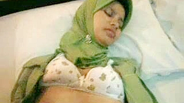 Attractive young mom in hijab shows tits and gets pounded in POV