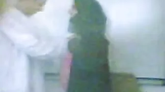 Cute pregnant Arab mom doesn't know about hidden cam when giving BJ