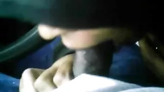 Skillful mature mom in hijab gives head to Arab hubby in the car