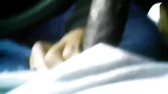 Skillful mature mom in hijab gives head to Arab hubby in the car