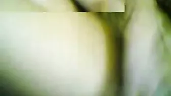 Arab mom hides her face under hijab when having her pussy plowed